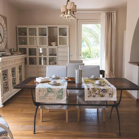 Mariposa Frühstückspension 3*