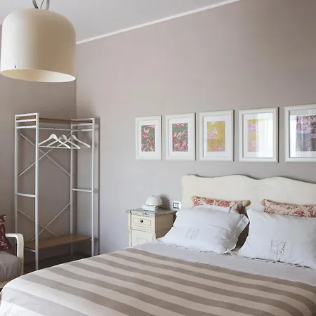 Mariposa Отель типа 