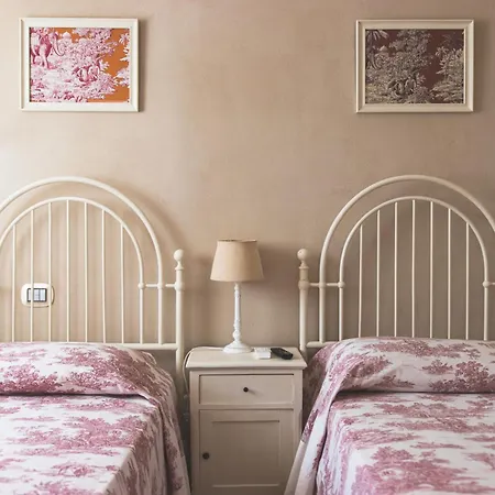 Bed and Breakfast Mariposa 3*